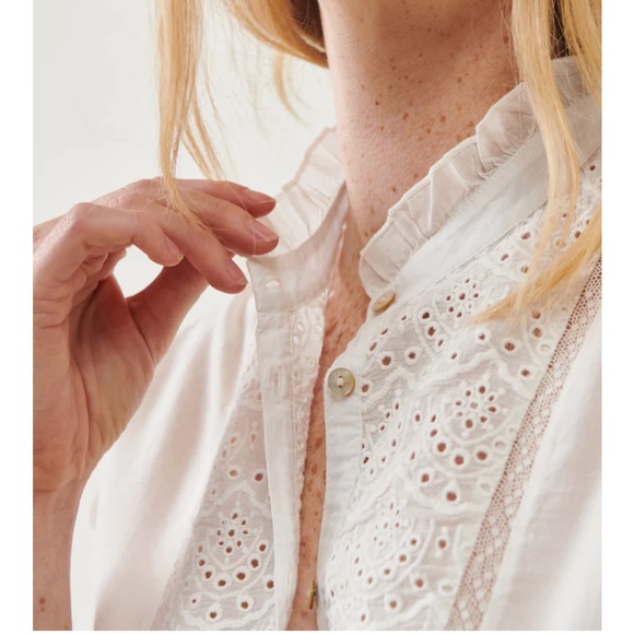 WVN Meredith eyelet blouse - Picture 4 of 4